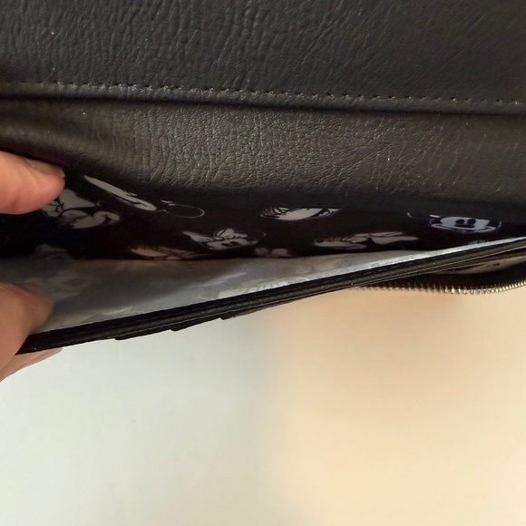 Loungefly Disney Minnie Mouse Polka Dot Denim Wallet - Picture 11 of 11